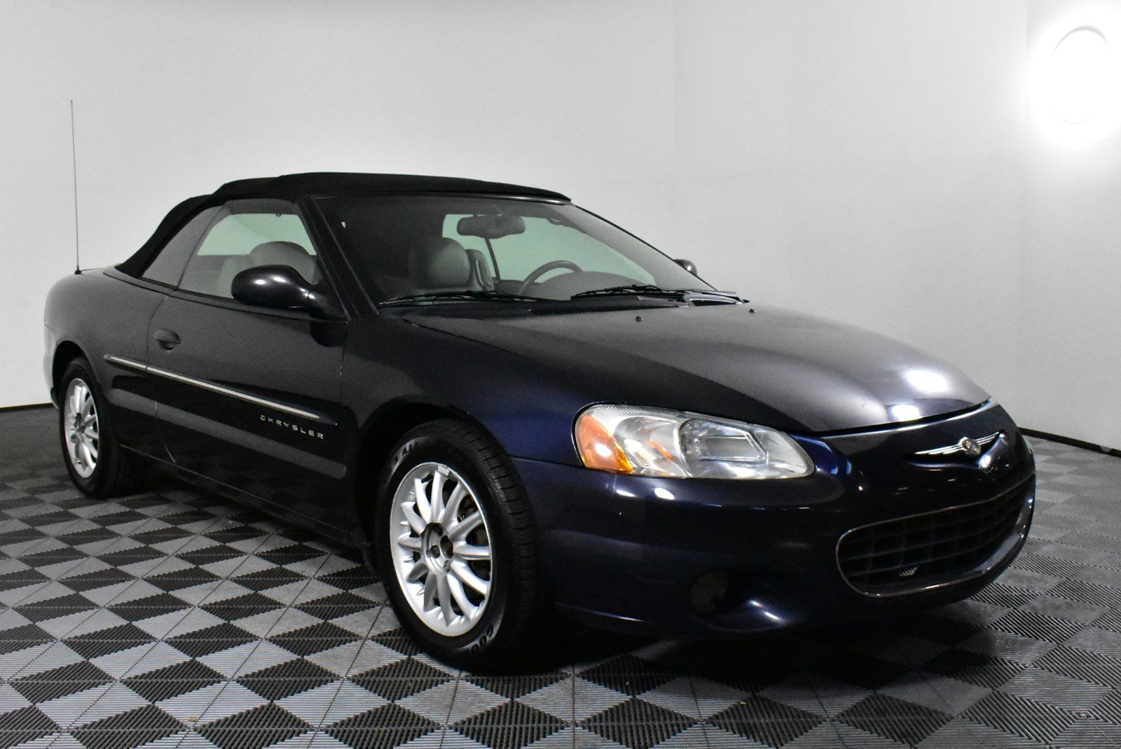 Chrysler sebring 2001