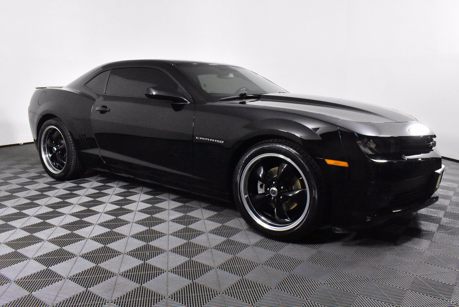 Pre-Owned 2015 Chevrolet Camaro LT in Nampa #D400353B | Kendall Kia