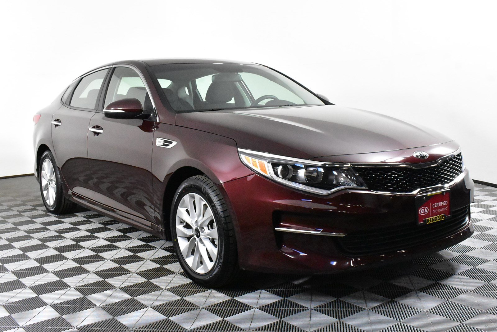 Certified Pre Owned 2016 Kia Optima Lx In Nampa Dc88352 Kendall Kia